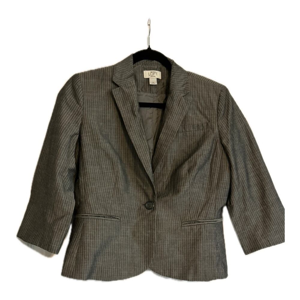 LOFT 2 Piece Suit Set, Gray Pin Stripe, Size 6/8 Petite